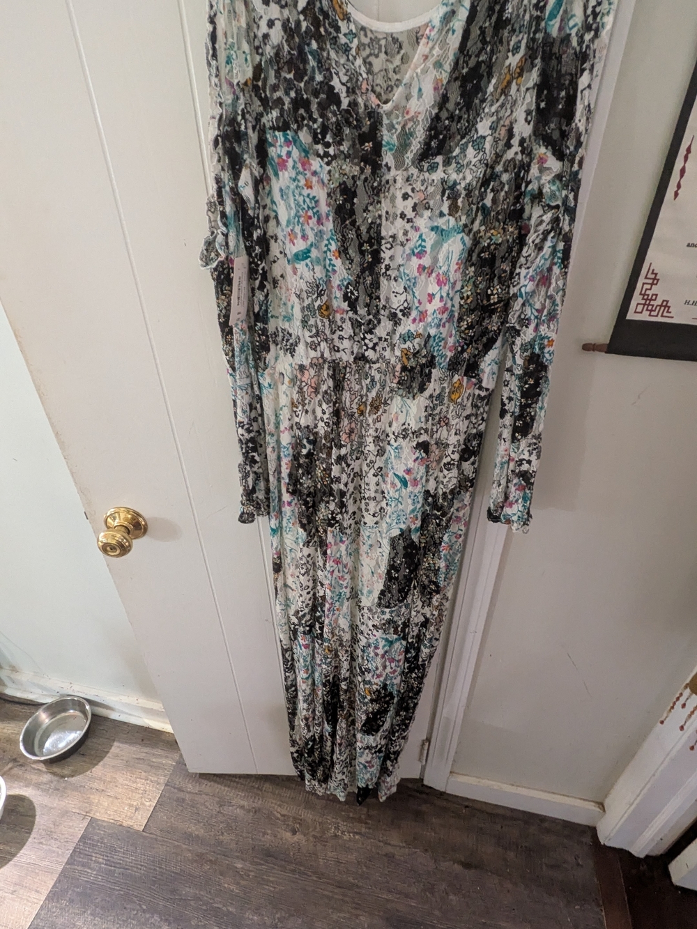 belle sky White, Black & Teal Floral Maxi Dress